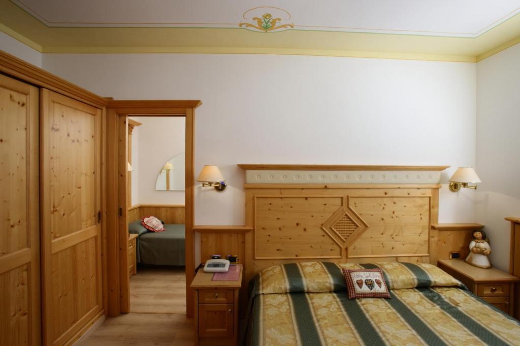 Alexander Hotel Alpine Wellness Dolomites Molveno Exterior photo