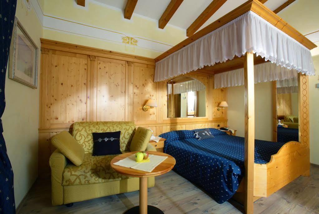 Alexander Hotel Alpine Wellness Dolomites Molveno Exterior photo